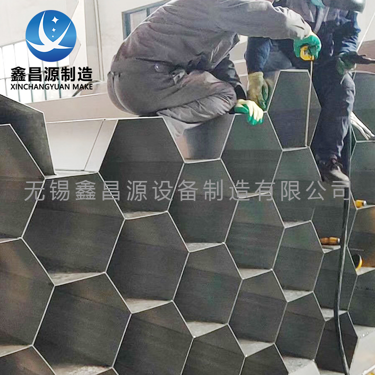一種集塵板、集塵極及移動(dòng)式靜電除塵裝置的制作方法